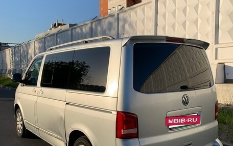 Volkswagen Multivan T5, 2010 год, 1 980 000 рублей, 3 фотография