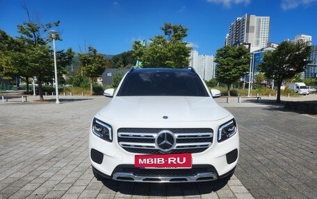 Mercedes-Benz GLB, 2022 год, 3 600 000 рублей, 2 фотография