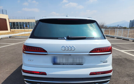 Audi Q7, 2022 год, 6 000 000 рублей, 3 фотография