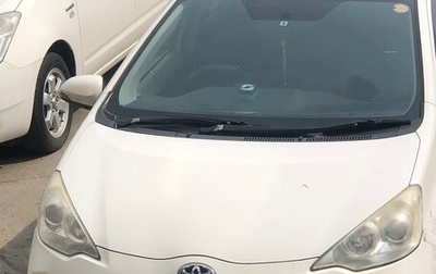 Toyota Aqua I, 2013 год, 500 000 рублей, 1 фотография