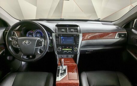 Toyota Camry, 2013 год, 1 595 000 рублей, 10 фотография