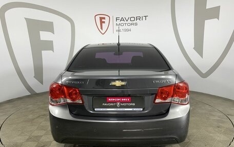 Chevrolet Cruze II, 2010 год, 700 000 рублей, 3 фотография
