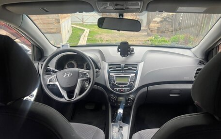 Hyundai Solaris II рестайлинг, 2013 год, 930 000 рублей, 6 фотография