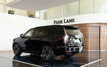 Cadillac Escalade V, 2025 год, 22 990 000 рублей, 2 фотография