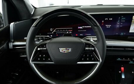 Cadillac Escalade V, 2025 год, 22 990 000 рублей, 14 фотография