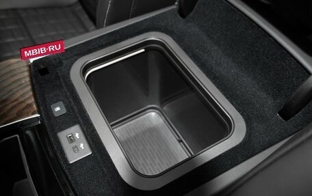 Cadillac Escalade V, 2025 год, 22 990 000 рублей, 19 фотография