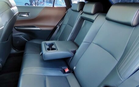 Toyota Harrier, 2020 год, 4 280 000 рублей, 10 фотография