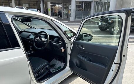 Honda Fit, 2022 год, 920 000 рублей, 9 фотография