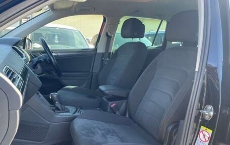 Volkswagen Tiguan II, 2017 год, 1 673 000 рублей, 14 фотография