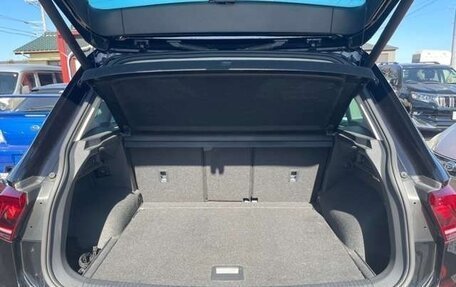 Volkswagen Tiguan II, 2017 год, 1 673 000 рублей, 17 фотография