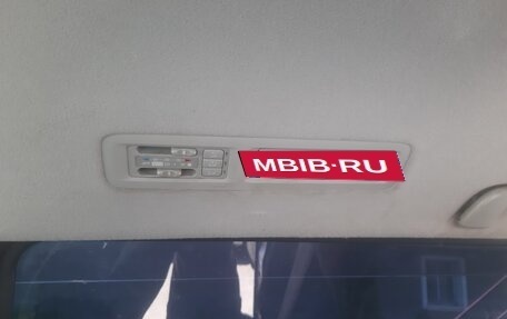 Toyota Noah III, 2011 год, 1 570 000 рублей, 10 фотография