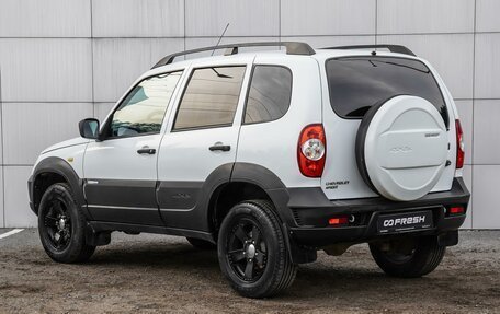 Chevrolet Niva I рестайлинг, 2015 год, 790 000 рублей, 2 фотография