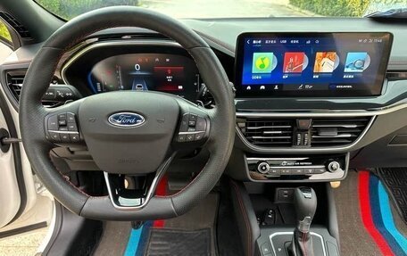 Ford Focus IV, 2022 год, 1 650 000 рублей, 18 фотография