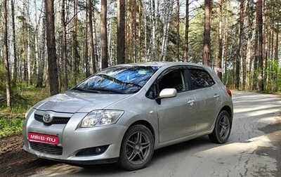 Toyota Auris II, 2008 год, 690 000 рублей, 1 фотография