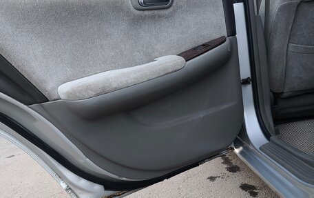 Nissan Laurel VIII, 2002 год, 570 000 рублей, 22 фотография