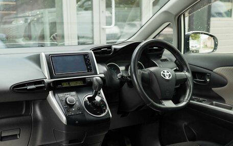 Toyota Wish II, 2009 год, 1 200 000 рублей, 10 фотография