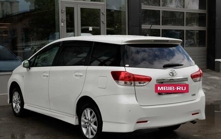 Toyota Wish II, 2009 год, 1 200 000 рублей, 7 фотография