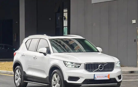 Volvo XC40 I, 2021 год, 1 683 027 рублей, 3 фотография