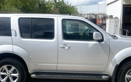 Nissan Pathfinder, 2011 год, 1 550 000 рублей, 6 фотография