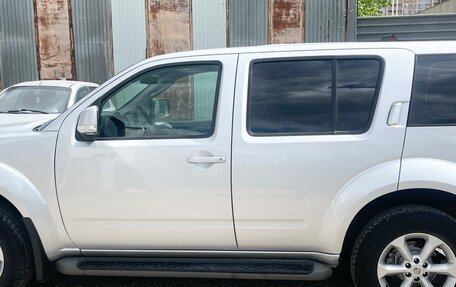 Nissan Pathfinder, 2011 год, 1 550 000 рублей, 10 фотография