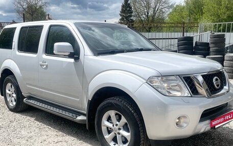 Nissan Pathfinder, 2011 год, 1 550 000 рублей, 5 фотография