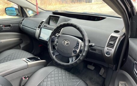 Toyota Prius, 2008 год, 985 000 рублей, 12 фотография