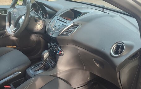 Ford Fiesta, 2017 год, 930 000 рублей, 9 фотография