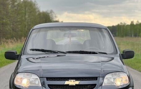 Chevrolet Niva I рестайлинг, 2011 год, 500 000 рублей, 1 фотография