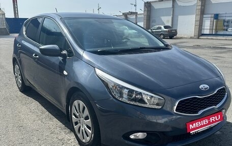 KIA cee'd III, 2013 год, 670 000 рублей, 3 фотография