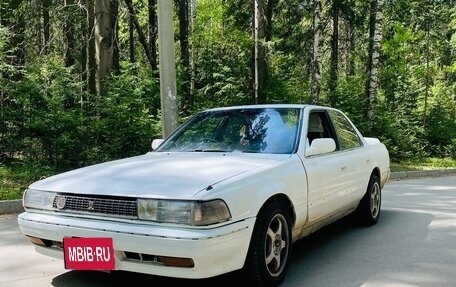Toyota Cresta, 1992 год, 240 000 рублей, 2 фотография