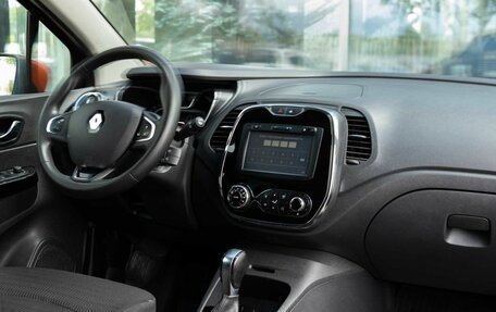 Renault Kaptur I рестайлинг, 2017 год, 1 650 000 рублей, 10 фотография