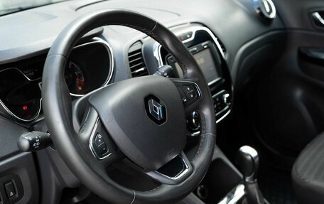 Renault Kaptur I рестайлинг, 2017 год, 1 650 000 рублей, 11 фотография