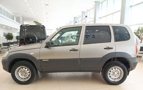 Chevrolet Niva I рестайлинг, 2016 год, 607 000 рублей, 12 фотография