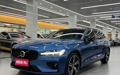 Volvo V60 II, 2021 год, 3 610 000 рублей, 1 фотография