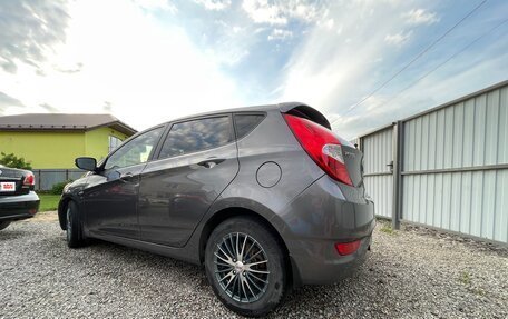Hyundai Solaris II рестайлинг, 2014 год, 880 000 рублей, 8 фотография