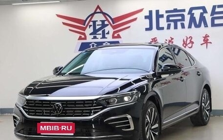 Volkswagen Passat B8 рестайлинг, 2022 год, 2 300 000 рублей, 3 фотография