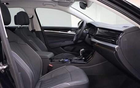 Volkswagen Passat B8 рестайлинг, 2022 год, 2 300 000 рублей, 13 фотография