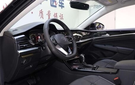Volkswagen Passat B8 рестайлинг, 2022 год, 2 300 000 рублей, 10 фотография