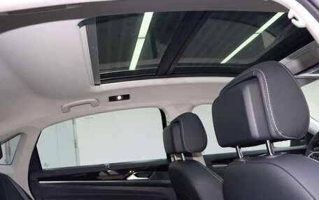 Volkswagen Passat B8 рестайлинг, 2022 год, 2 300 000 рублей, 14 фотография
