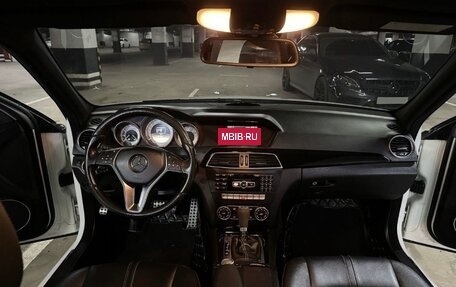 Mercedes-Benz C-Класс, 2011 год, 1 390 000 рублей, 14 фотография