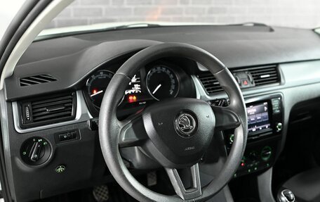 Skoda Rapid I, 2019 год, 1 350 000 рублей, 12 фотография
