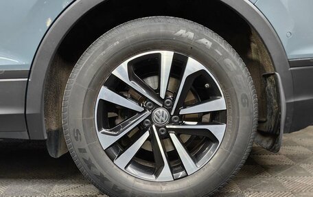 Volkswagen Tiguan II, 2019 год, 2 125 000 рублей, 17 фотография