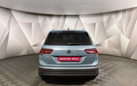 Volkswagen Tiguan II, 2019 год, 2 125 000 рублей, 8 фотография