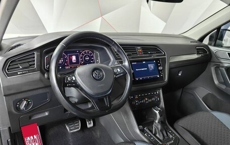 Volkswagen Tiguan II, 2019 год, 2 125 000 рублей, 14 фотография