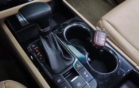 KIA Carnival III, 2020 год, 2 100 000 рублей, 3 фотография