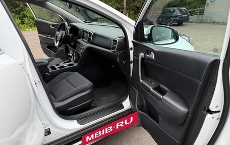 KIA Sportage IV рестайлинг, 2018 год, 2 750 000 рублей, 16 фотография