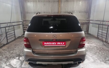 Mercedes-Benz M-Класс, 2005 год, 880 000 рублей, 4 фотография