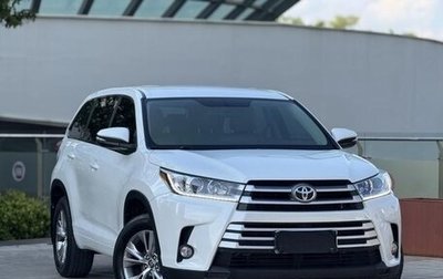 Toyota Highlander III, 2020 год, 2 390 500 рублей, 1 фотография