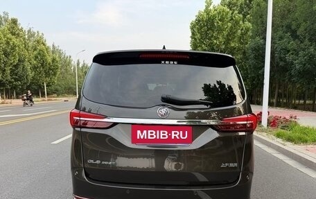 Buick GL8 III, 2022 год, 2 600 000 рублей, 5 фотография