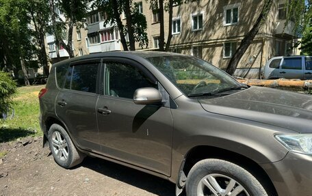Toyota RAV4, 2010 год, 1 350 000 рублей, 2 фотография